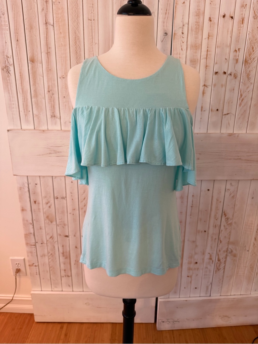 Lilly Pulitzer Light Aqua Ruffle Cold-Shoulder Tank XS